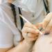 Ensemble de 4 Crayons de Pr cision pour Cheveux et Sourcils Blanc avec Taille-crayon Int gr Waterproof pour Hommes Maquillage Longue Tenue Contour et Remplissage Barbe - Buy Online on GoSupps.com