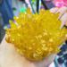 Room Decoration Natural Crystals and Stones 300-400g Yellow Electroplated Natural Crystal Cluster Specimen Raw Rock Quartz Flowers Aura Stones Gift Modern House Decor for Decoration