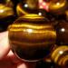 85-90 g 1 pcs Natural Tiger s Eye Quartz Crystal Sphere Ball Full of Texture