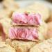 Freeze dried strawberry yogurt chunks 75g strawberry oatmeal crispy strawberry flavored milk oatmeal crispy packaged small snacks for leisure - Buy Online on GoSupps.com