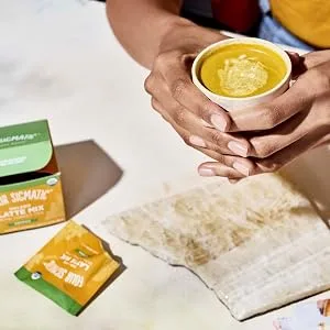 Four Sigmatic Golden Latte Mix with Turkey Tail 10 Packets 0.21 oz (6 g) Each - golden latte