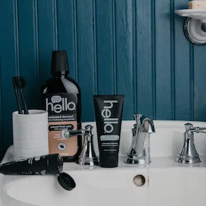 Hello Activated Charcoal Epic Whitening Fluoride Toothpaste Fresh Mint + Coconut Oil 4.0 oz (113 g) - charcoal whitening routine