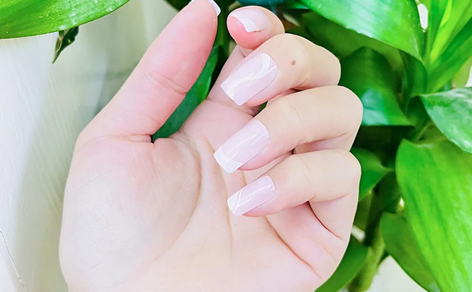 24PCS Glossy Square Press on Nails Light Purple Edge Short False Nails Full Cover Artificial Nails Tips for Women and Girls 15 - fake nails