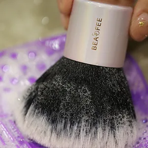 Blusher Brush Large Makeup Brushes Round Brush Head Wide Coverage Powder Foundation Brush Synthetic Bristles for Bronzer Powder Blush or Highlighter Kabuki Make up Brushes - Bright 02 silver - Kabuki Brush