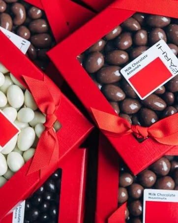 Caramelised Pecans and Chilli Peanuts Selection 200g - luxury chocolate gift box for mothers day easter birthday