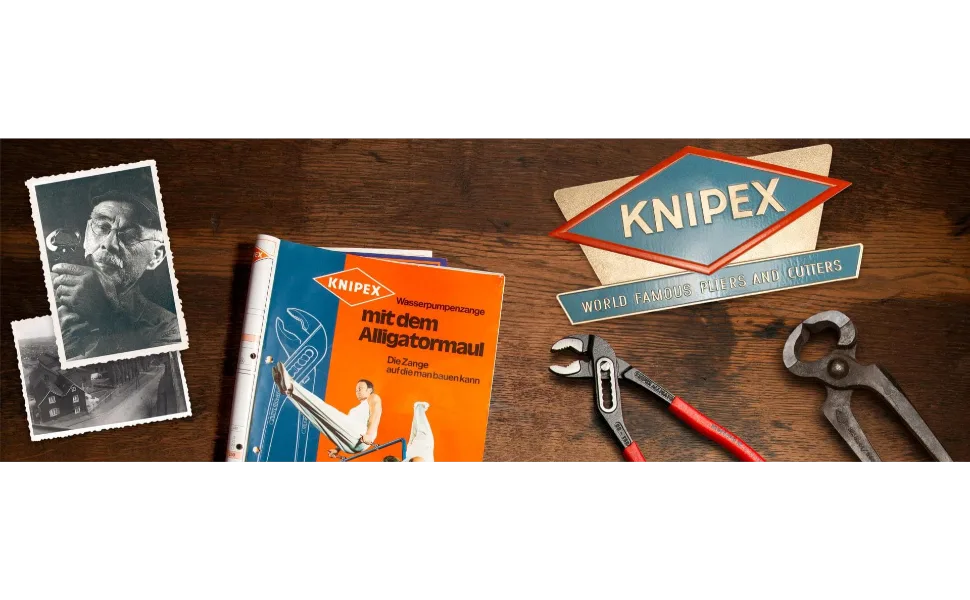 Knipex High Leverage Diagonal Cutter black atramentized with multi-component grips 200 mm (self-service card/blister) 74 02 200 SB Multi-component Grips Blue/Red 200 mm atramentized on self-service card - product information 1