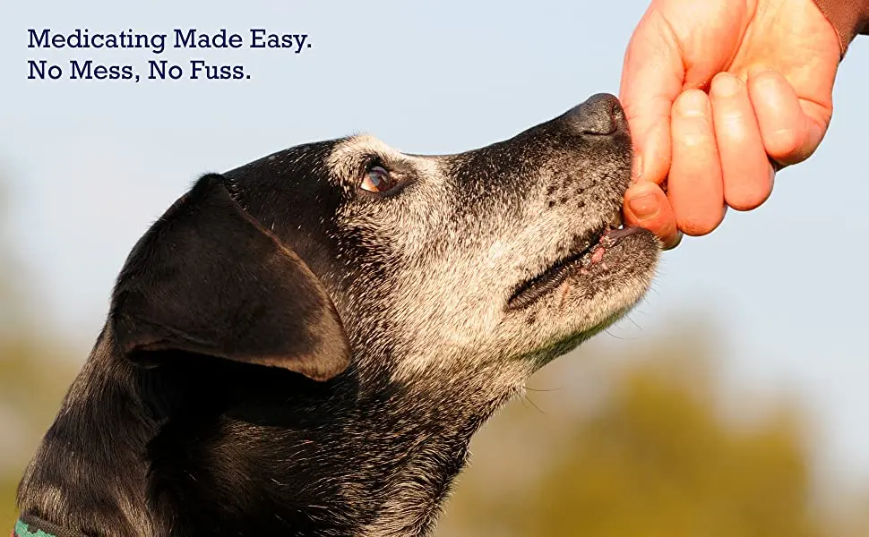 Pet MD Wrap A Pill Bacon Flavour Pill Paste for Dogs - Create a Pocket to Hide Pills and Medication - 59 Servings - medicating made easy, no mess, no fuss