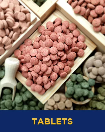 HERONS - Pond Flakes - For Koi Carp and Other Pond and Coldwater Fish - With Essential Vitamins Minerals and Trace Elements - Supports Healthy Immune System - Does Not Cloud Water - 1 KG - Tablets
