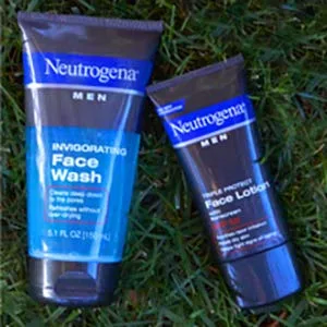 Neutrogena Men Triple Protect Face Lotion with Sunscreen SPF 20 1.7 fl oz (50 ml) - Neutrogena Men Triple Protect Face Lotion With Sunscreen