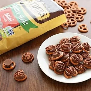 Snyder's Pretzel Rods 12 oz (340.2 g) - Caramel Chocolate Pretzel Delights