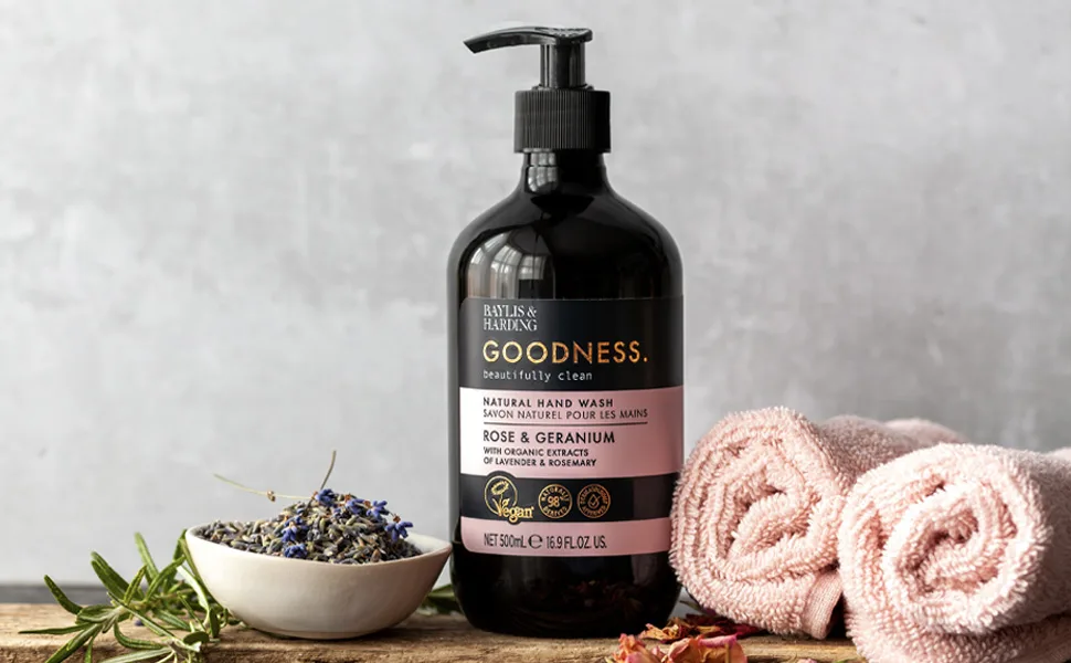 Baylis & Harding Goodness Rose & Geranium Natural Hand Wash 500 ml (Pack of 3) - Vegan Friendly 0.33 ml (Pack of 3) Rose & Geranium - life style image