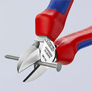 Knipex Diagonal Cutter chrome-plated with multi-component grips 140 mm 70 05 140 Multi-component Grips Blue/Red 140 mm chrome-plated standard packaging - 70 05 140