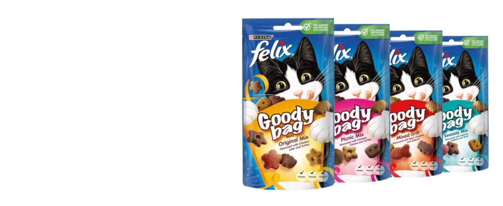 Felix Tasty Shreds Mixed Selection in Gravy Cat Food 12x80g Pack of 4 - Snacks