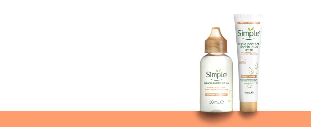 Simple Protect 'N' Glow Triple Protect Moisturiser SPF 30 40ml 40 ml (Pack of 1) Triple Protect Moisturiser - Simple Radiance Booster SPF 30 protects the skin against UVA & UVB lights, blue light and pollution