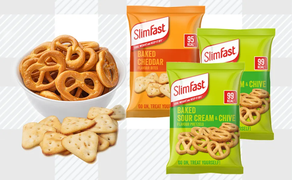 AETN Creations Slim Fast Crisps Bundle Pack of 14 with 7 Cheddar Bites 7 Sour Cream and Chive plus AETN Magnet and Meal Planner Nutritious Snacking - Slimfast Baked Cheddar Crisps and Sour Cream and Chive Crisps