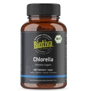 Biotiva Chlorella Tablets Organic high dose (300 Tablets) - 500mg pellets - 100% Pure - Vegan Chlorella Algae pellets - Without Magnesia Stearate - Packed and Controlled in Germany (DE-ECO-005) - Chlorella