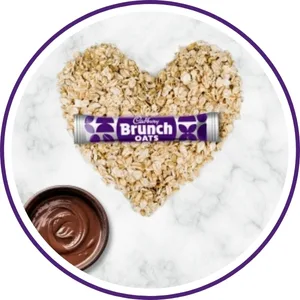 Cereal Bars Bundle With 5x Cadbury Brunch Raisin Cereal Bar 5x32g | Suitable for vegetarians | On The Go Snacks - crisps multipack; chocolate bars; oats; biscuits; sweet bars; chocolate bars multipack