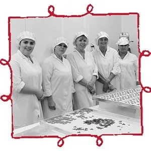 Nostalgic Script Motto Cake Topper Red - Our Team of Expert Sugarcraft Artisans