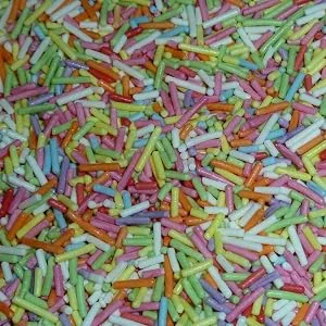 Twist Ingredients - Vermicelli Multicoloured - 800g in a resealable pouch. These multicoloured strands are perfect for topping ice creams cakes and bakes. (Multicoloured) - product information 2