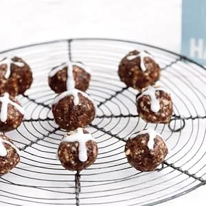 Biona Coconut Bliss Organic 250g - hot cross buns