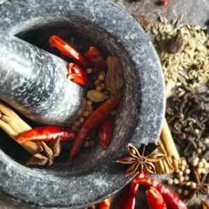 Red Rickshaw - Red Chillies with Stem - Whole Chillies Maintains Blood Pressure Use in Cooking 100g - product information 4