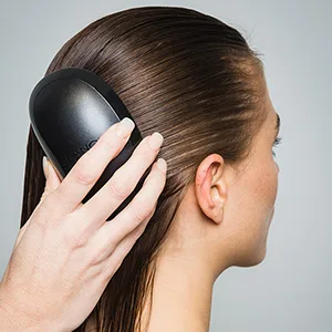 Tangle Teezer Thick & Curly Salsa Red - Professional hair brush for thick curly hair gently unrelting without ziepen ideal for strong curls - Step 2