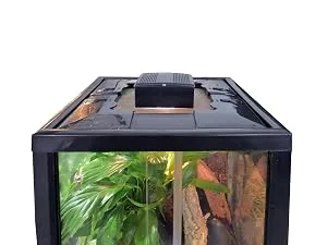 Lucky Reptile LL-3 Life Light - Halogen square - product information 5