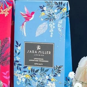 Sara Miller Makeup Bag Hummingbird (Light Blue) L - Badesalz.