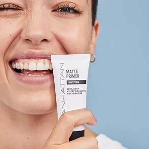 Manhattan Matte Primer Light and mattifying primer for a flawless complexion and an ideal matt even - product information 3