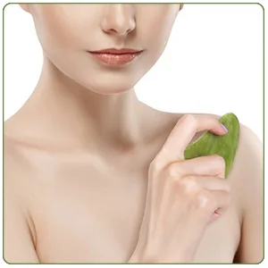 Jade roller set for face Gua Sha Stein Massageet Face massage device natural cockroach stone massage tools with mask brushes for anti-aging - Verwenden Sie ein Kratzmassagegerät, um den ganzen Körper zu massieren
