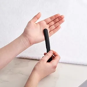 Dynesse 3 Set Nail filing: rough medium and fine files.No disposable product.Used in pedicure studios.Stainless steel with laser cut technology - Nagelfeile