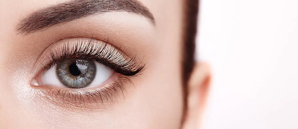 Vegolash eyelash serum vegan for long and voluminous eyelashes made in Germany eyelash booster for quick growth money-back guarantee 3ml - Vinealash_9