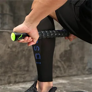 Chaochi massage roller muscle roller stick - ultraportable massage device deep massage roller for trigger points - relief sore muscles - physiotherapy black - Muskel Massageroller