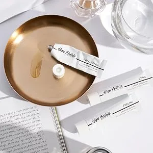Hipi Faible PEELING - Lip peeling with organic wool wax silica and rice wax beads - lip balm made in Germany - ingredients