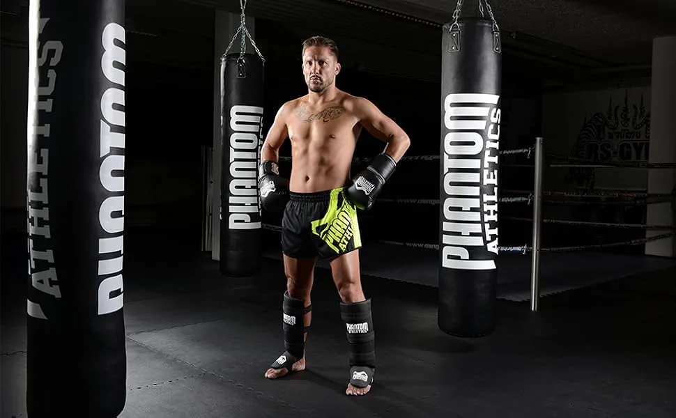 Phantom Schiensbein protector Impact Basic - Tension Protection Schiensbeinschoner Schiensbein Protection MMA Schiensbein protector Muay Thai Schienbeinschoner L -XL - Phantom Athletics Kampfsport Schienbeinschoner Schienbeinschutz Spannschutz MMA Kickboxen Muay Thai
