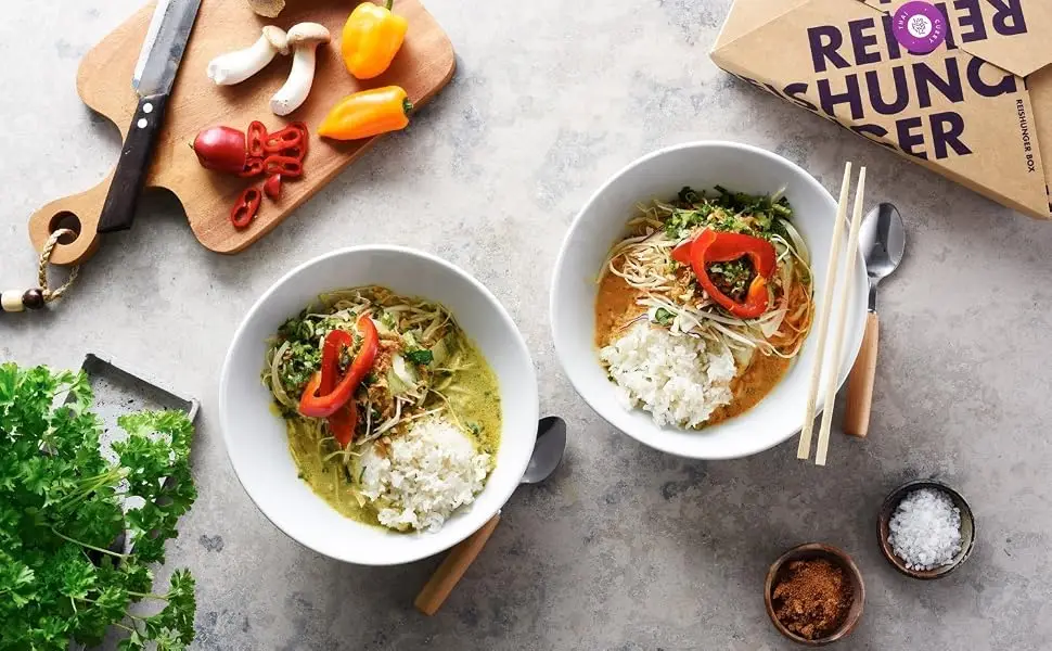 Reishunger Thai Curry Pasten Box (for up to 4 people) - original ingredients for Thai curry to do it yourself - also perfect as a gift - Thai Curry Box