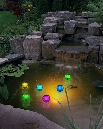 Linkax solar pool lighting floating lamps pond lighting pool accessories pool light water light solar lamp decoration for pool pond garden tree flowers (4 pieces) - Schwimmende Lampen