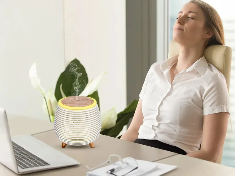 CCKeyin aroma diffuser 90ml mini essential oil atomizer humidifier with adjustable fog mode waterless automatic switch -off diffuser with 7 color change LED white - Aroma Diffusor