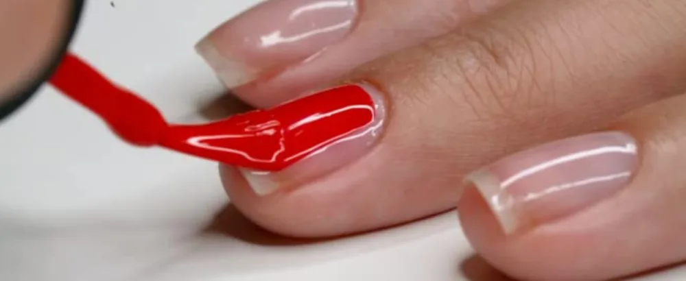 MEANAIL Paris Base Coat for semi-permanent nail polish - Vegan - extends hold - UV/LED - Step 3 Farbe