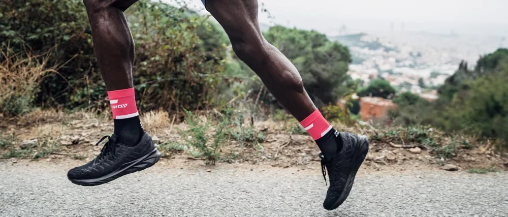 CEP - The Run Compression Calf Sleeves for men |Stulps for the legs |Compression pulp men for effective muscle activation of the Wade M white - The-Run-Socks-Mid-Cut