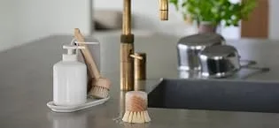 Zone Denmark Singles Hand Spray Go clean diameter 2.4 cm height 8.6 cm Black - product information 4