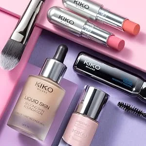 KIKO Milano Face 08 Precision Powder Brush | Conical shaped brush with synthetic bristles for face powder - Flat Foundation Brush
