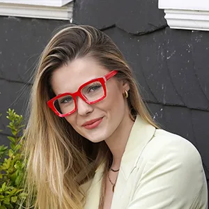 Eyekepper Women's Reading Glasses - Oversized Square Design Reading Glasses for Women Black +1.00 +1.00 Black - Stilvolle Design-Lesebrille