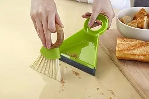 Full Circle Tiny Team Home Cleaning, Mini, Green Green Brush Set - product information 2