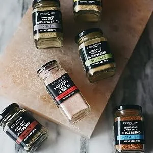 Evolution Salt Co Himalayan Salt, Refillable Glass Shaker, 5.0 oz Glass Shaker, 5oz - evolution salt scrub salt seasoning