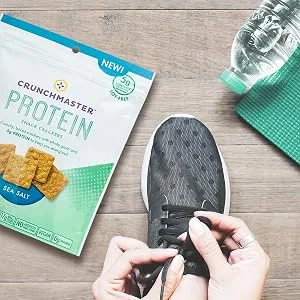 Crunchmaster Protein Snack Crackers, Sea Salt, 3.54 Ounce Sea Salt 3.54 Ounce (Pack of 1) - protein crackers high crunchmaster multigrain non gmo multi-grain 5-seed crisps gluten free