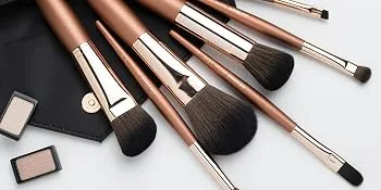 DA VINCI Vinci POWDER BRUSH OVAL vegan synthetic fibre 1 piece 31 g - SATIN