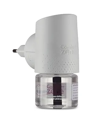 1 refill pack (30 days) for Comfort zone diffuser pheromones for a relaxed home - reduces stress mark scratch and other problematic behaviors. - Diffuser