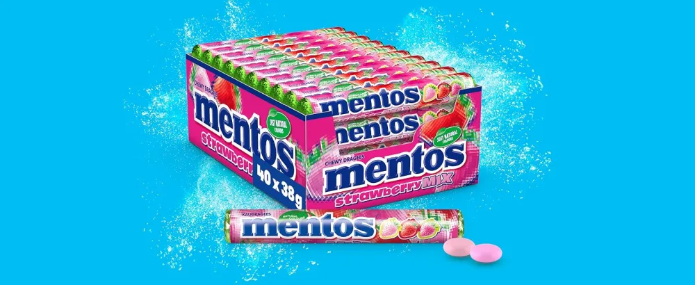 Mentos Rainbow Dragees fruit candies with orange strawberry apple blueberry raspberry melon & grapefruit taste multipack (40 roll) vegan - strawberry