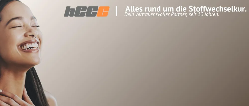 HCGC The original basic package with push-it |With original Speedboost sugar -free syrup |30 days of nutritional supplements |21 days of metabolic cure |Brochure |(Multi -fruit) - hcgcoach logo. Und eine Frau die einfach glücklich ist.
